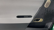 MINI Cooper 135kW E Exclusive [Level 2] 41kWh 3dr Auto Electric Hatchback